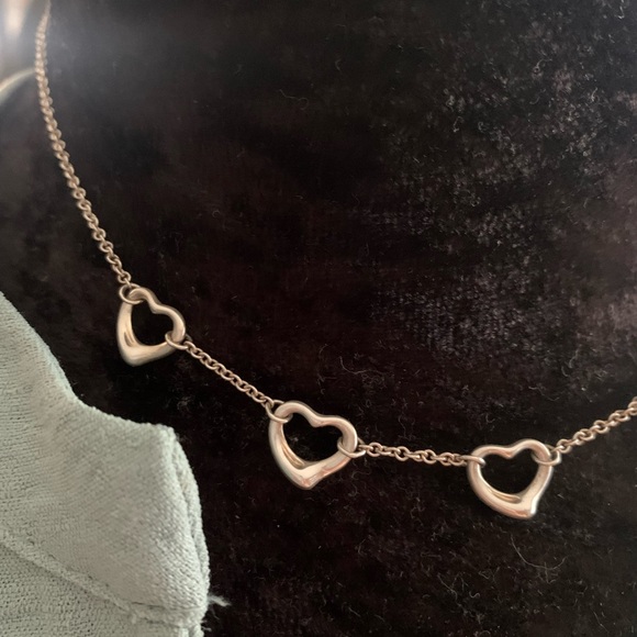 Sold ❌❌❌ Tiffany and CO. Elsa Peretti Five Open Heart Silver Necklace🌸 - Picture 9 of 11